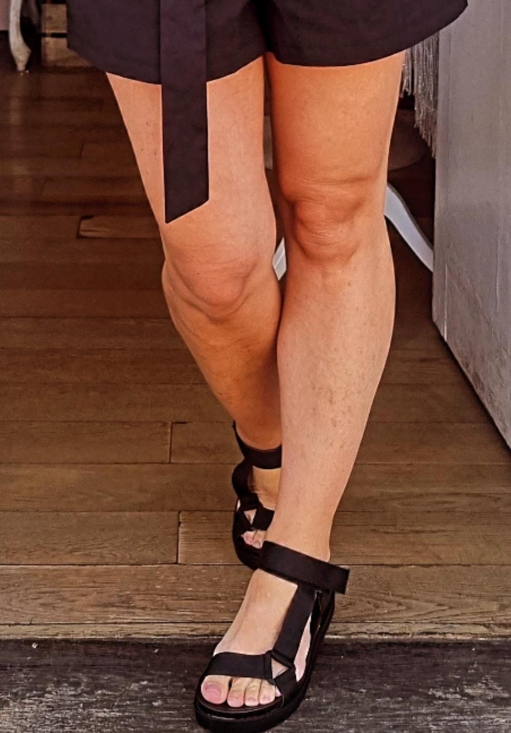 PADAM BLACK SANDALS